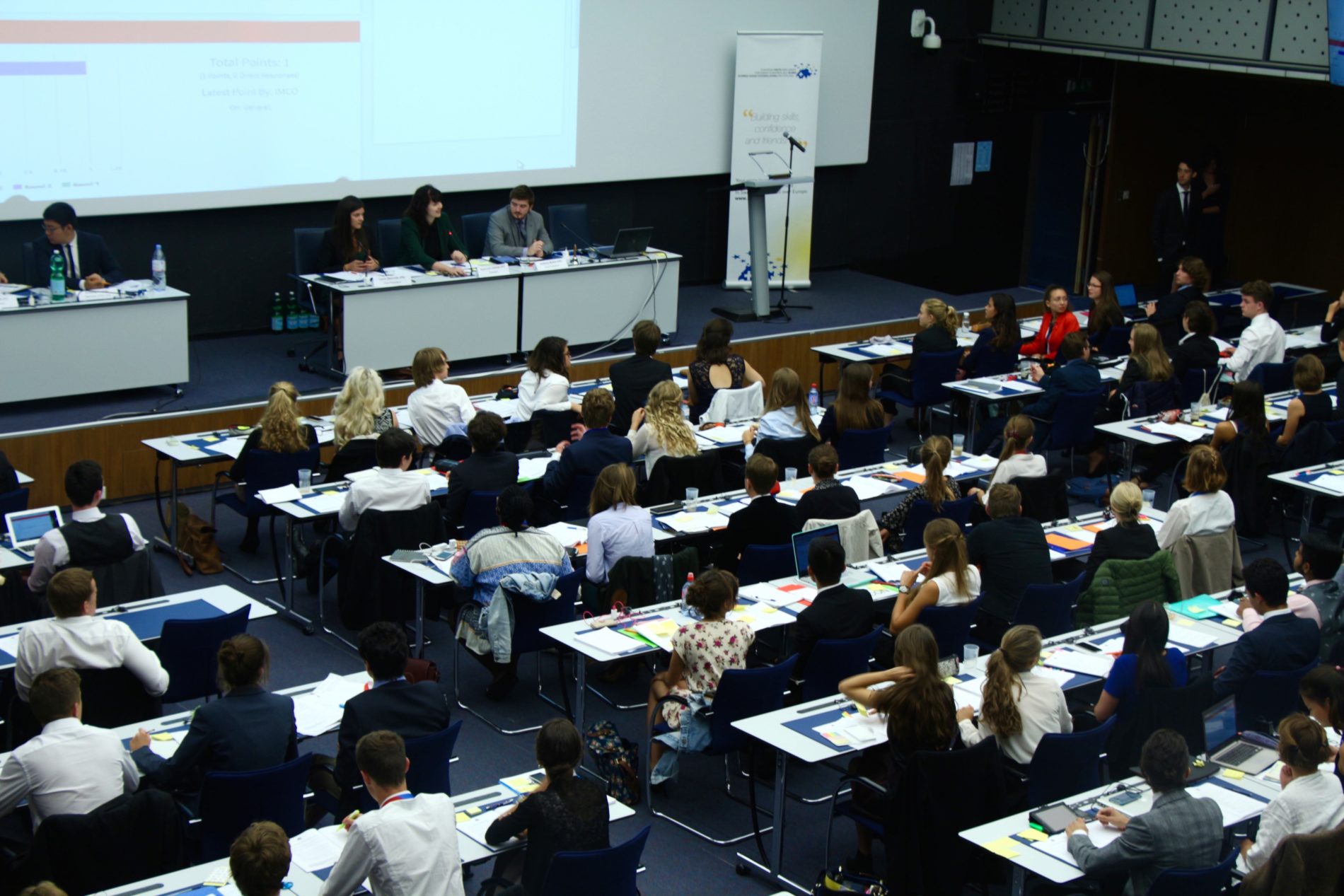 InSchool Sessions of EYP Switzerland